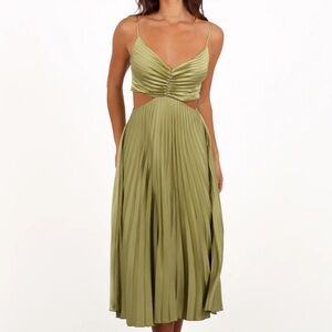 Niamh Midi Dress - Meadow Green